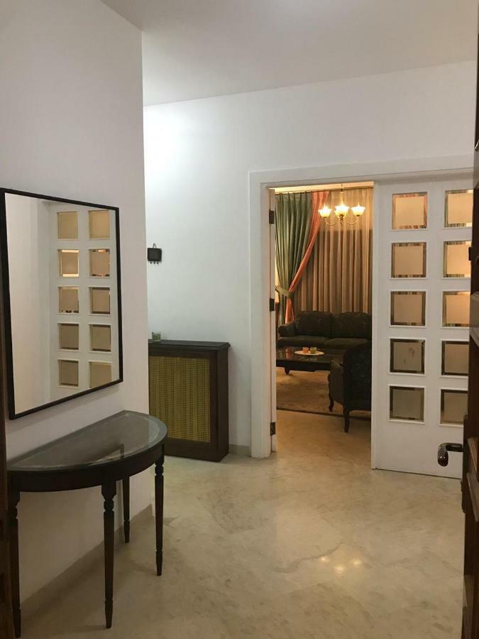 Nice Furnished Apartment Аман Екстериор снимка