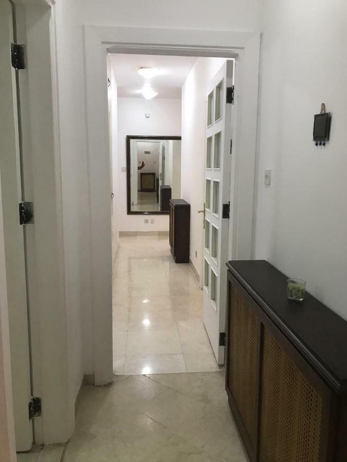 Nice Furnished Apartment Аман Екстериор снимка