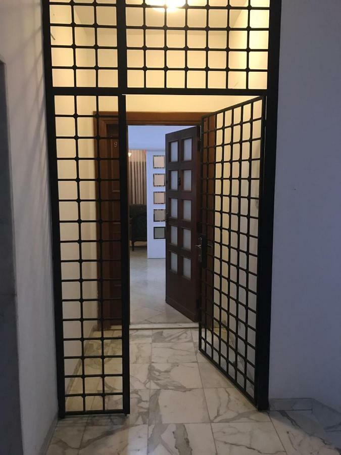 Nice Furnished Apartment Аман Екстериор снимка